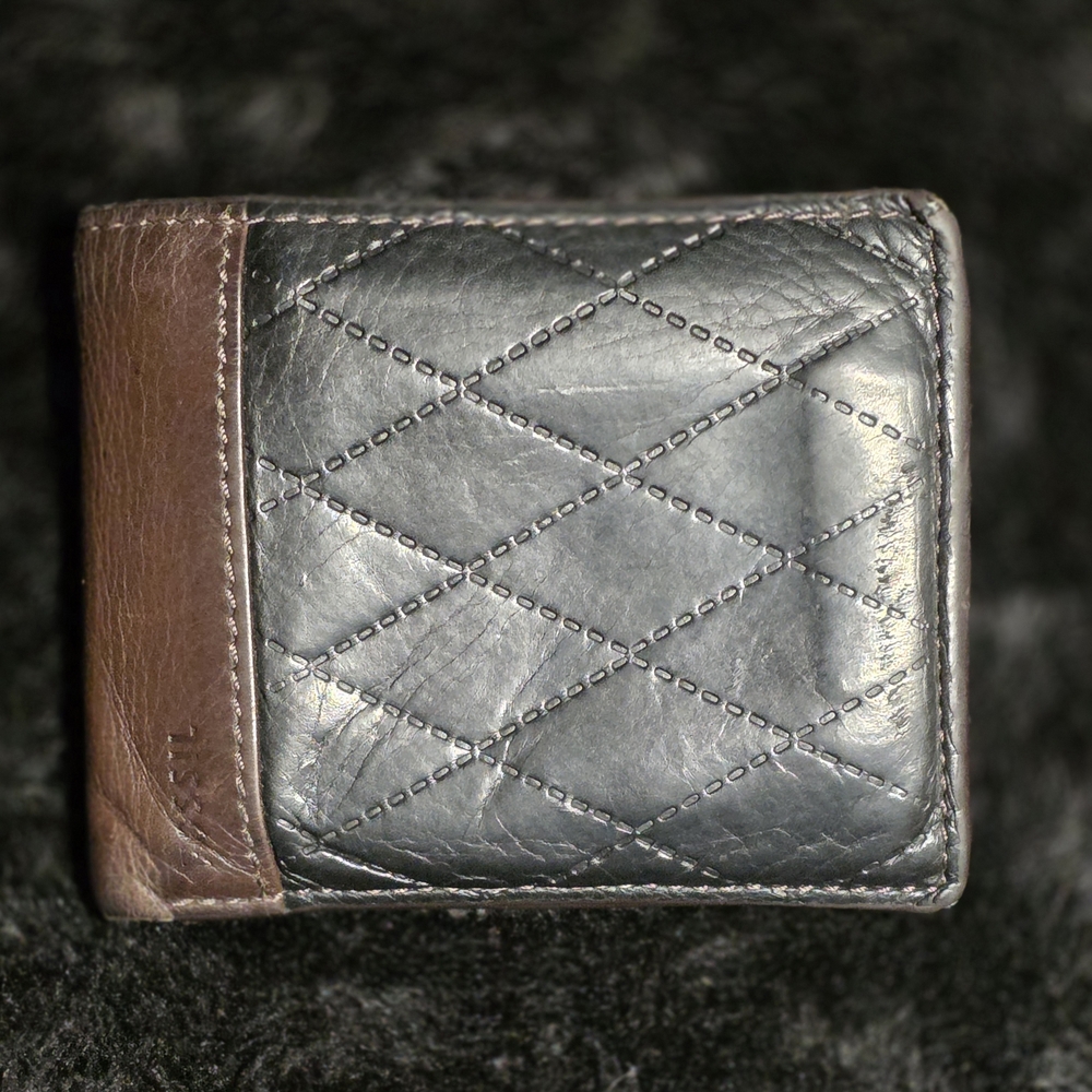 Vintage Fossil Leather Wallet